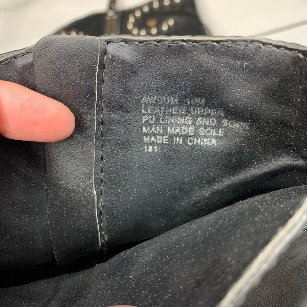 Steve Madden Awsum Black Ankle Boots Studs Leather Size 10 - Picture 6 of 10
